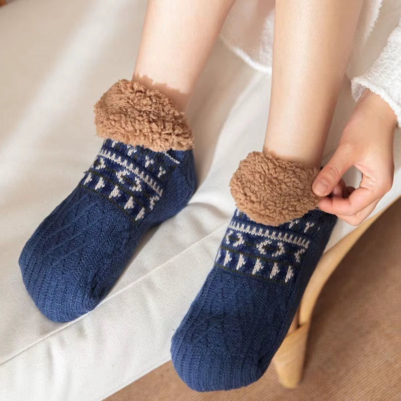 Fall and Winter Floor Socks Home Warm Women Men Socks Snow Socks Sleep Carpet Socks Slippers Socks Men Non-Slip Yoga Socks